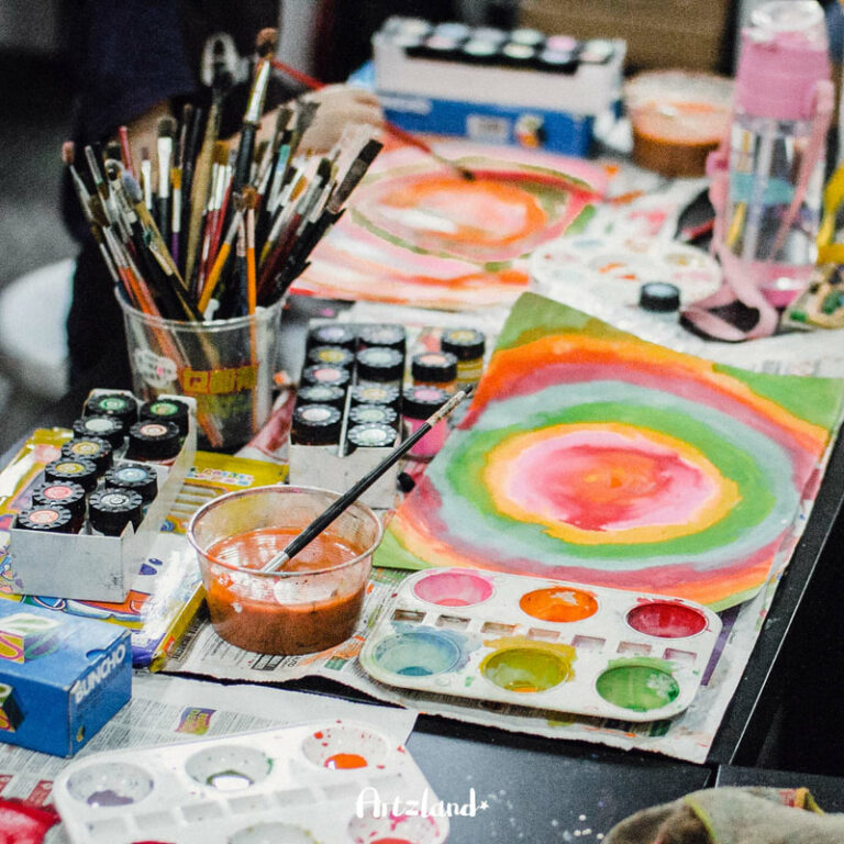 Art class image